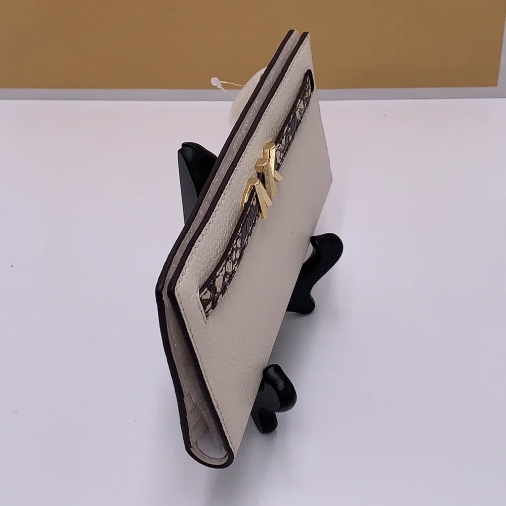 Michael Kors Reed Large Snap Bifold Wallet Nat/ Light Cream Color